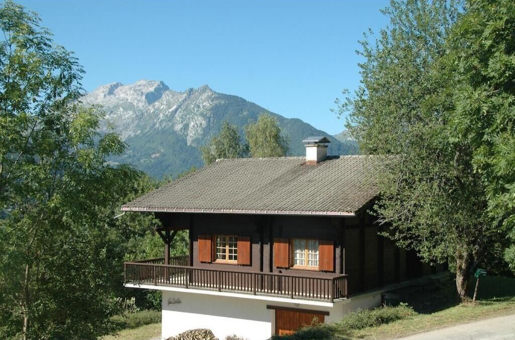 Photo of Outdoor in Thones