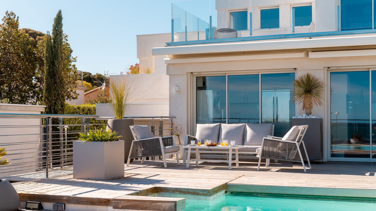 Photo of Outdoor in Meze