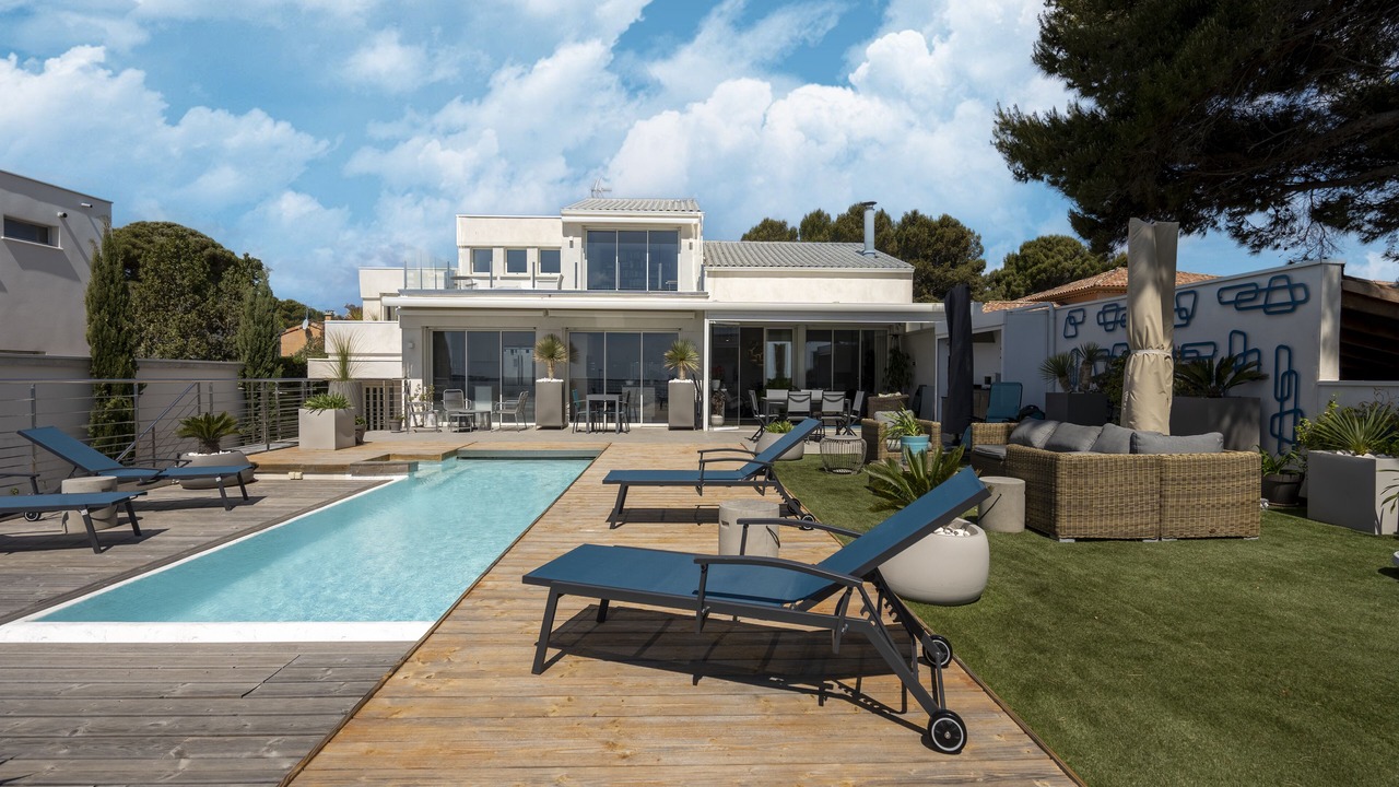 Photo of Outdoor in Meze