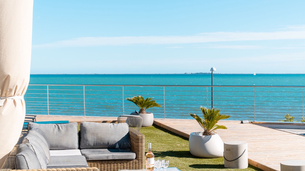 Photo of Patio Balcony in Meze