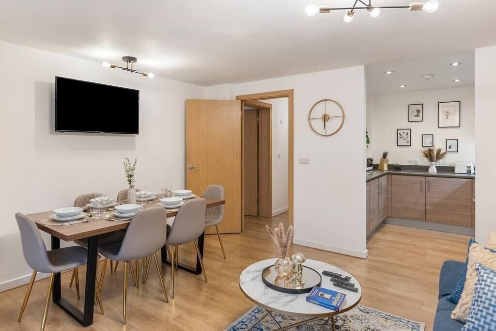 Photo of Others in Hackney Downs