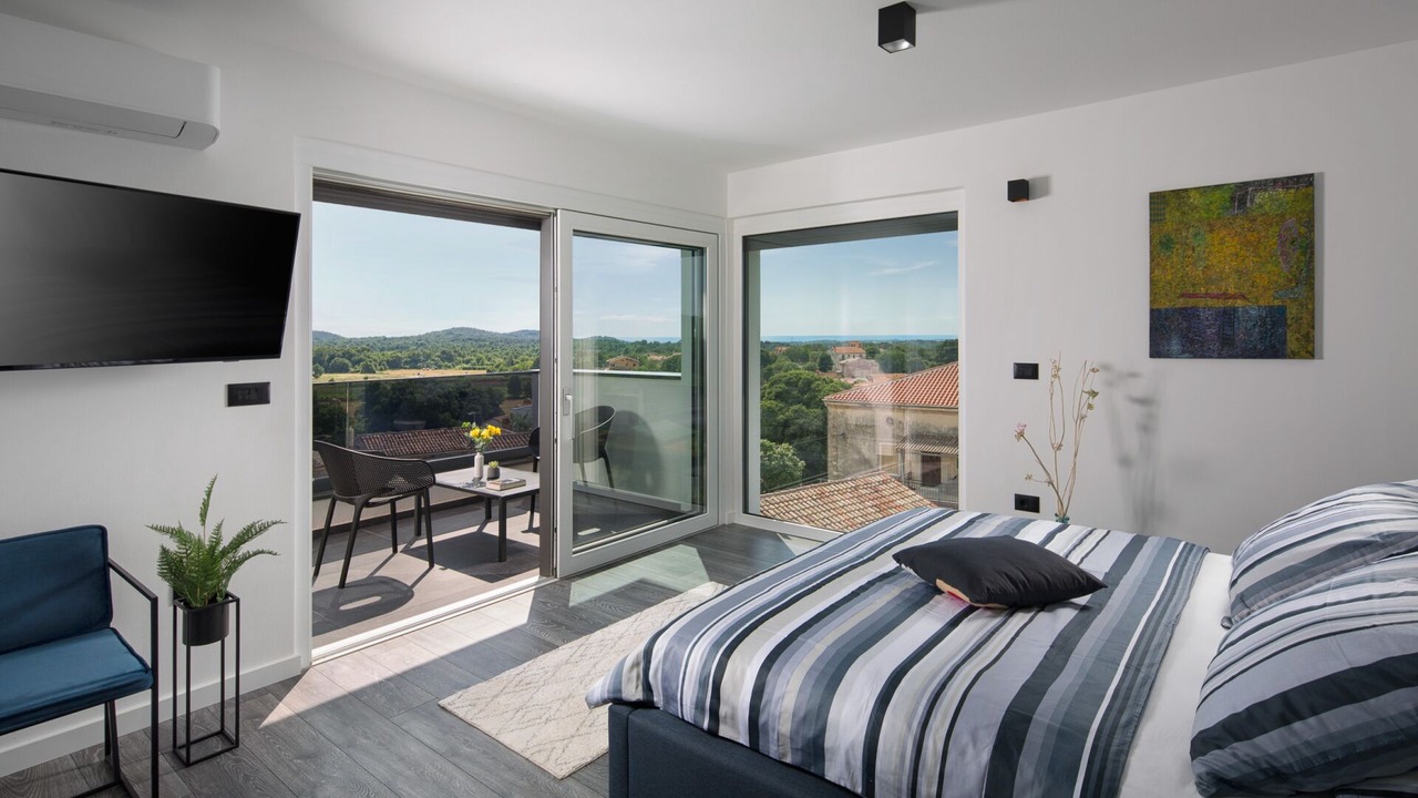 Photo of Bedroom in Flengi