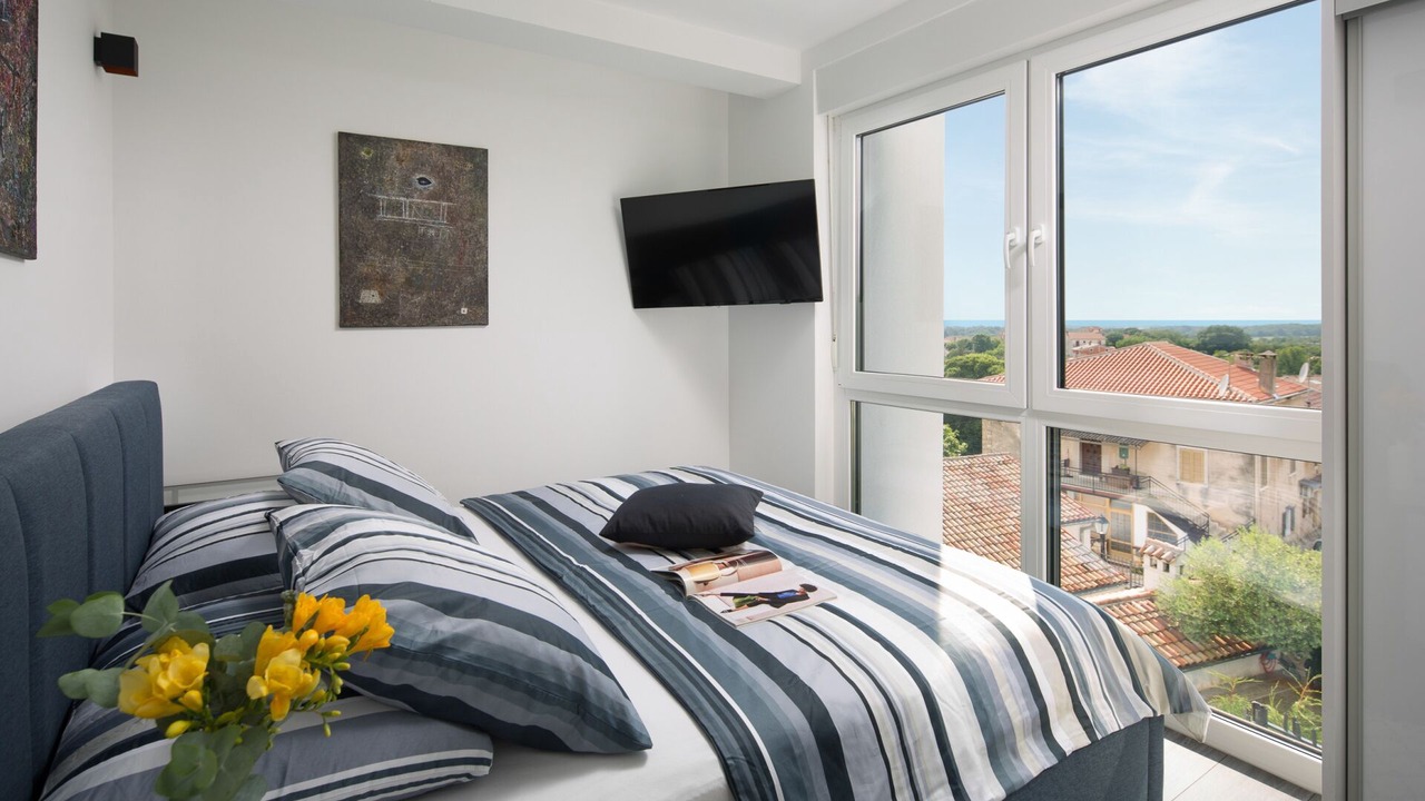 Photo of Bedroom in Flengi