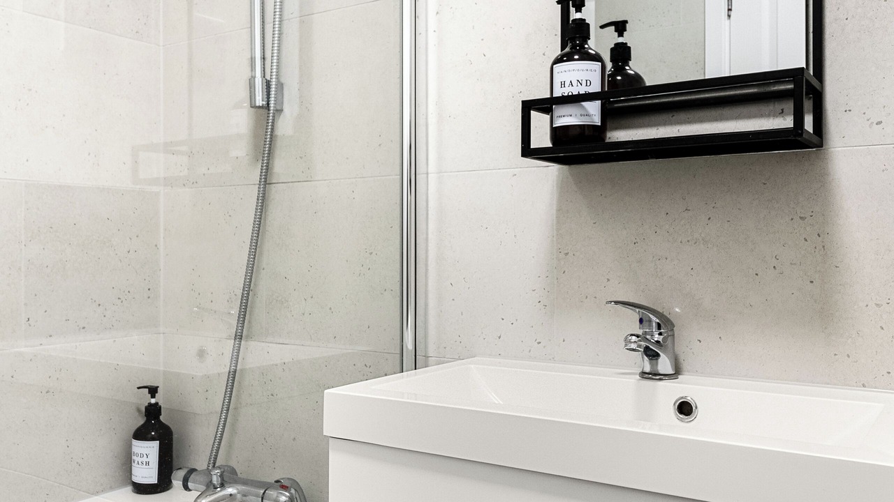 Photo of Bathroom in Reading