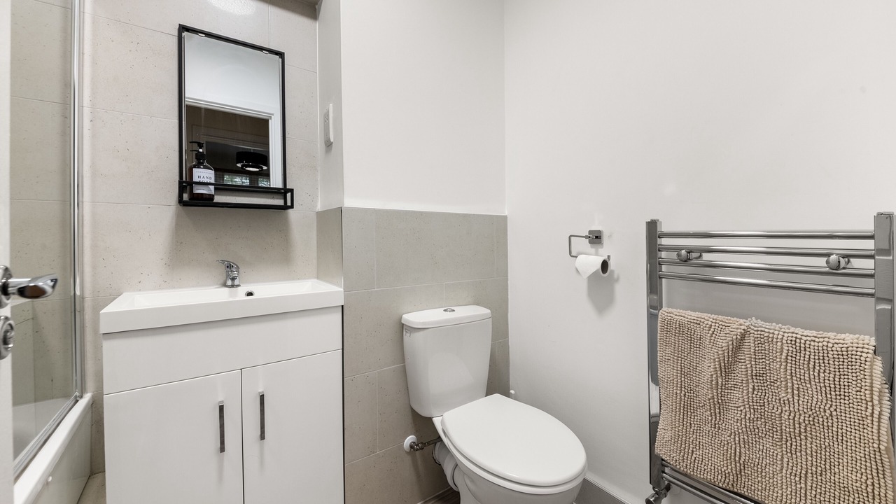 Photo of Bathroom in Reading