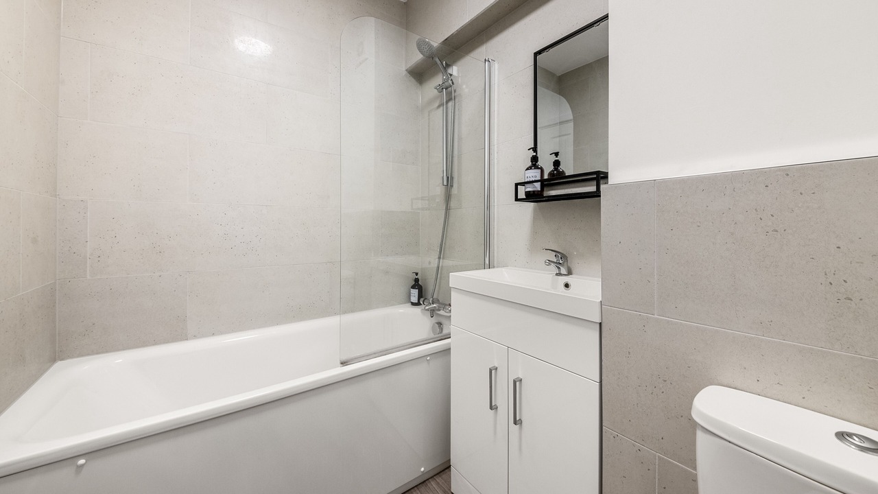 Photo of Bathroom in Reading