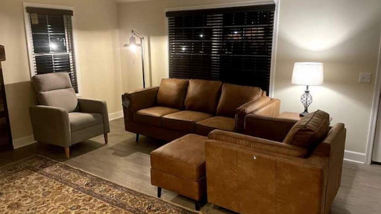 Photo of Livingroom in Avon