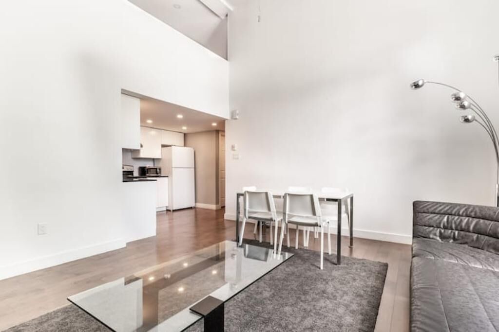 Photo of Livingroom in Shaughnessy Village