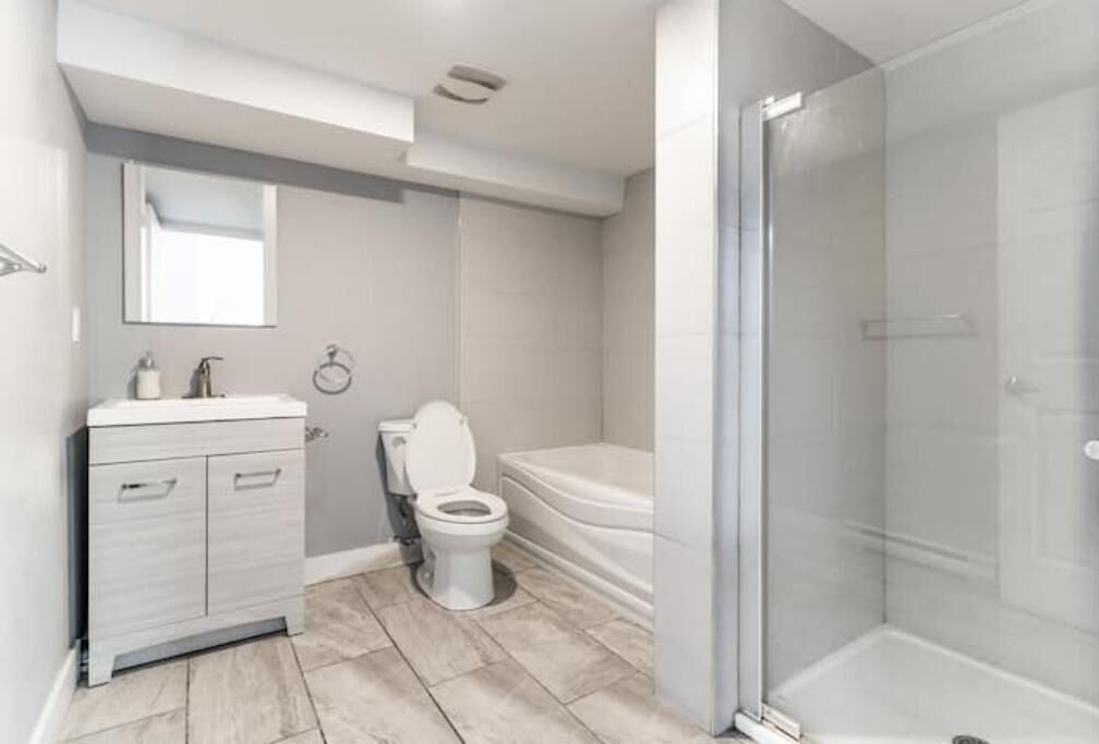 Photo of Bathroom in Shaughnessy Village