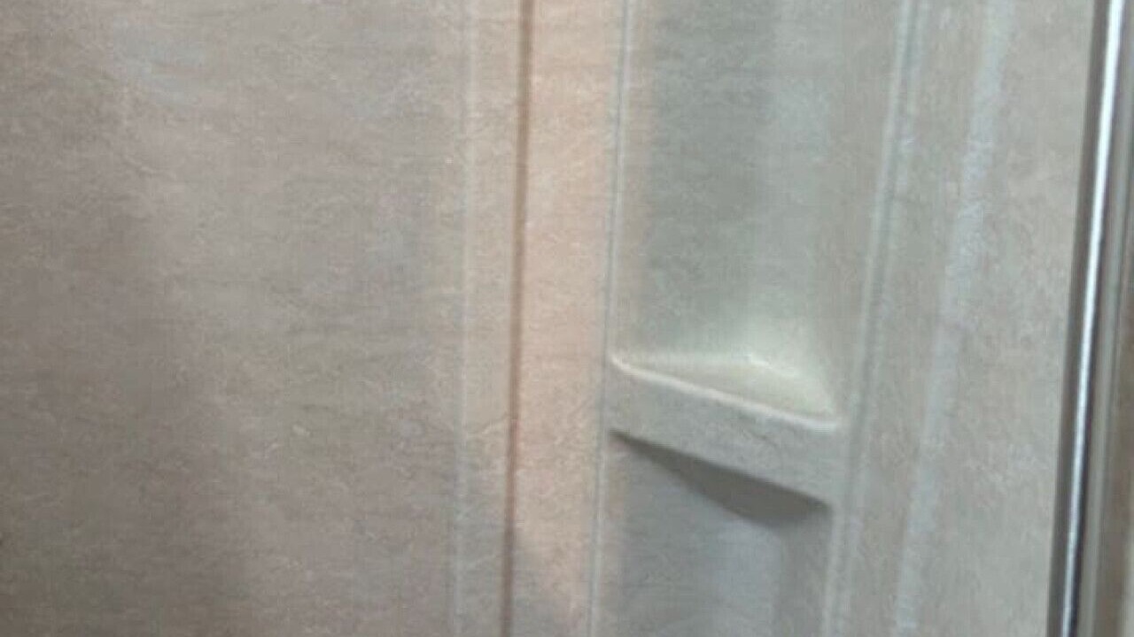 Photo of Bathroom in Redwood