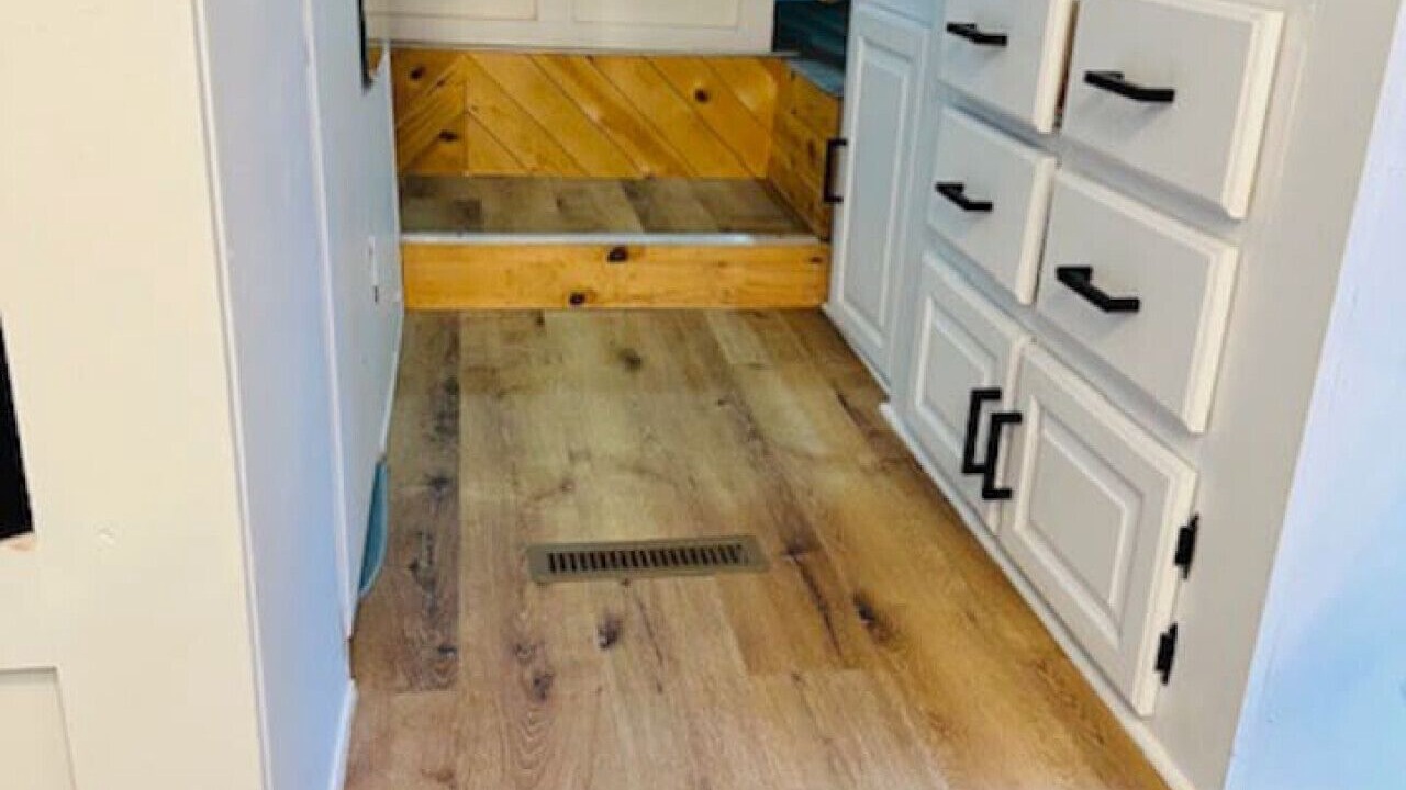 Photo of Bedroom in Redwood