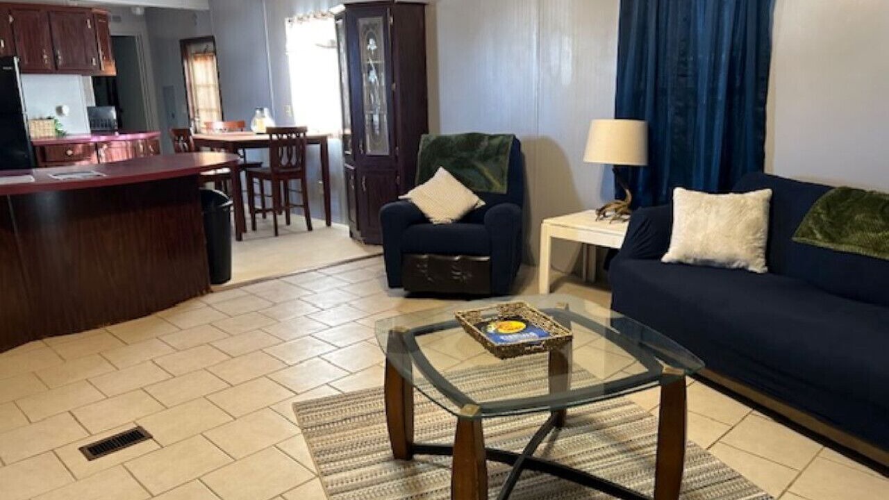 Photo of Livingroom in Redwood