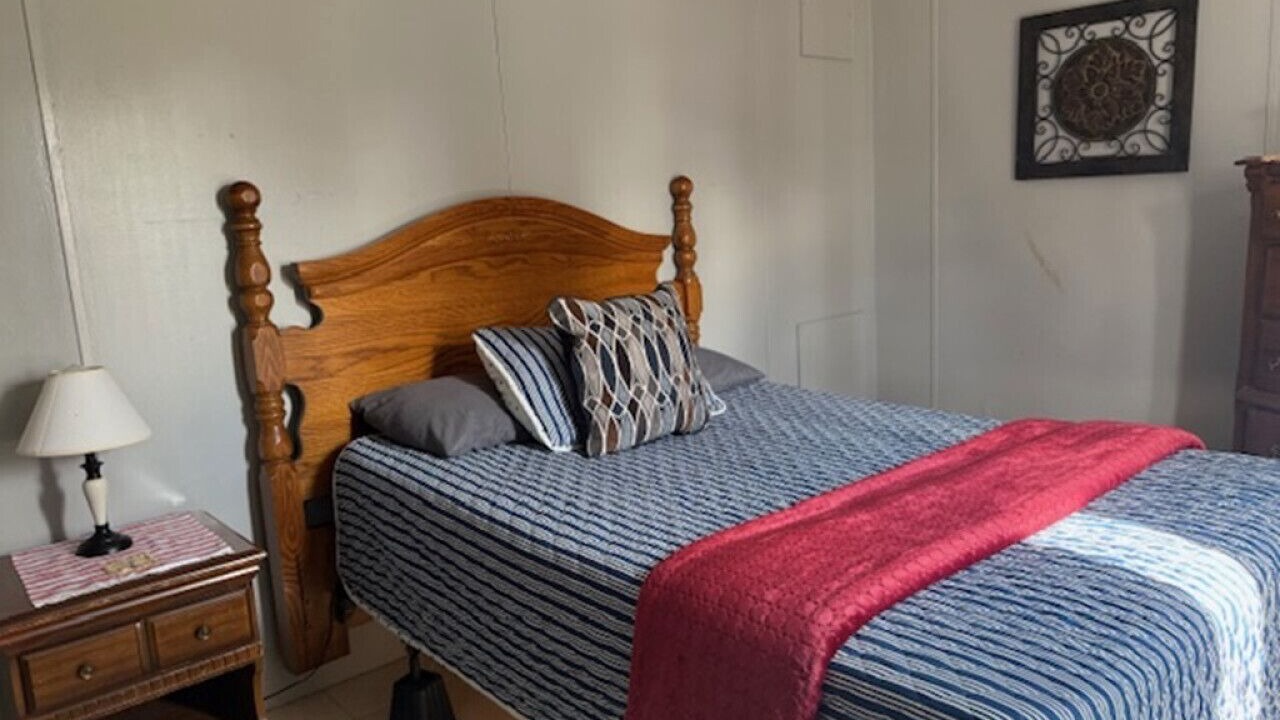 Photo of Bedroom in Redwood