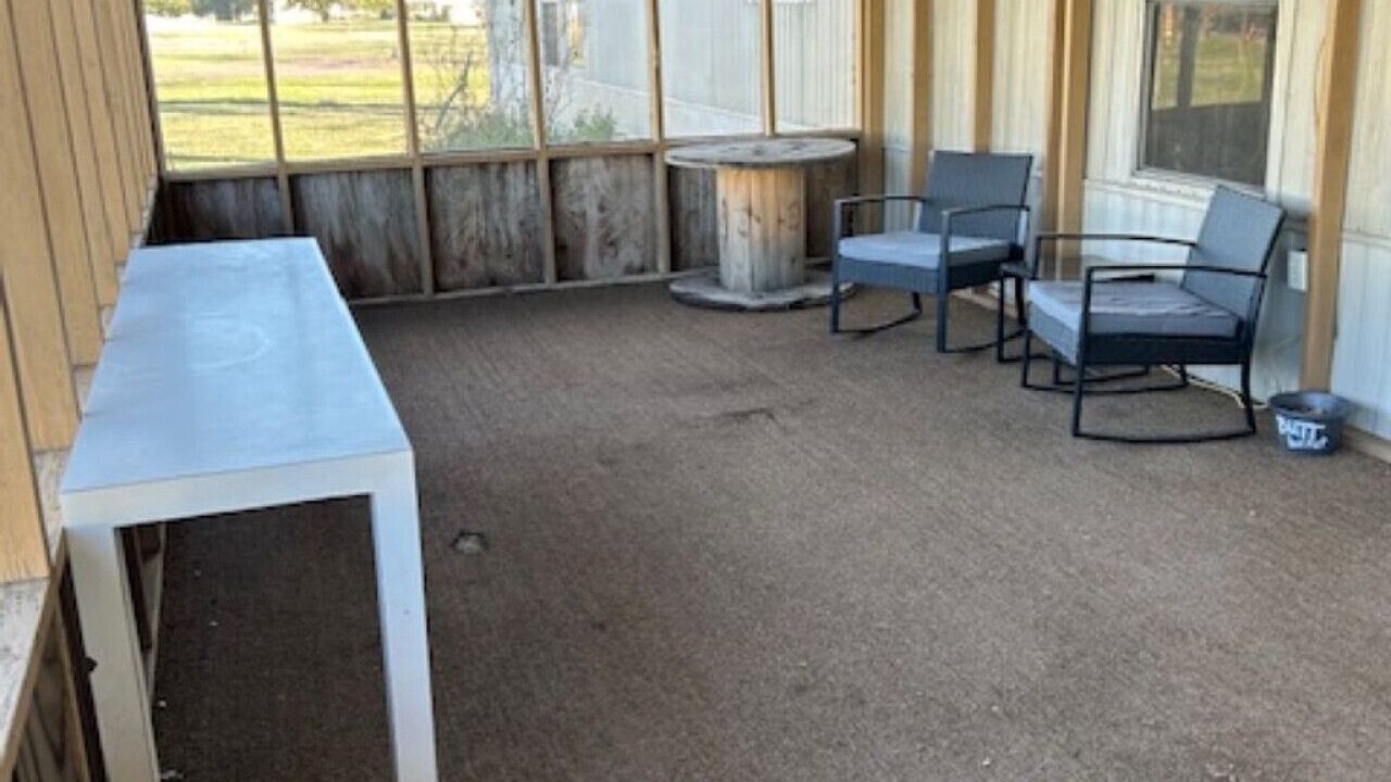 Photo of Patio Balcony in Redwood