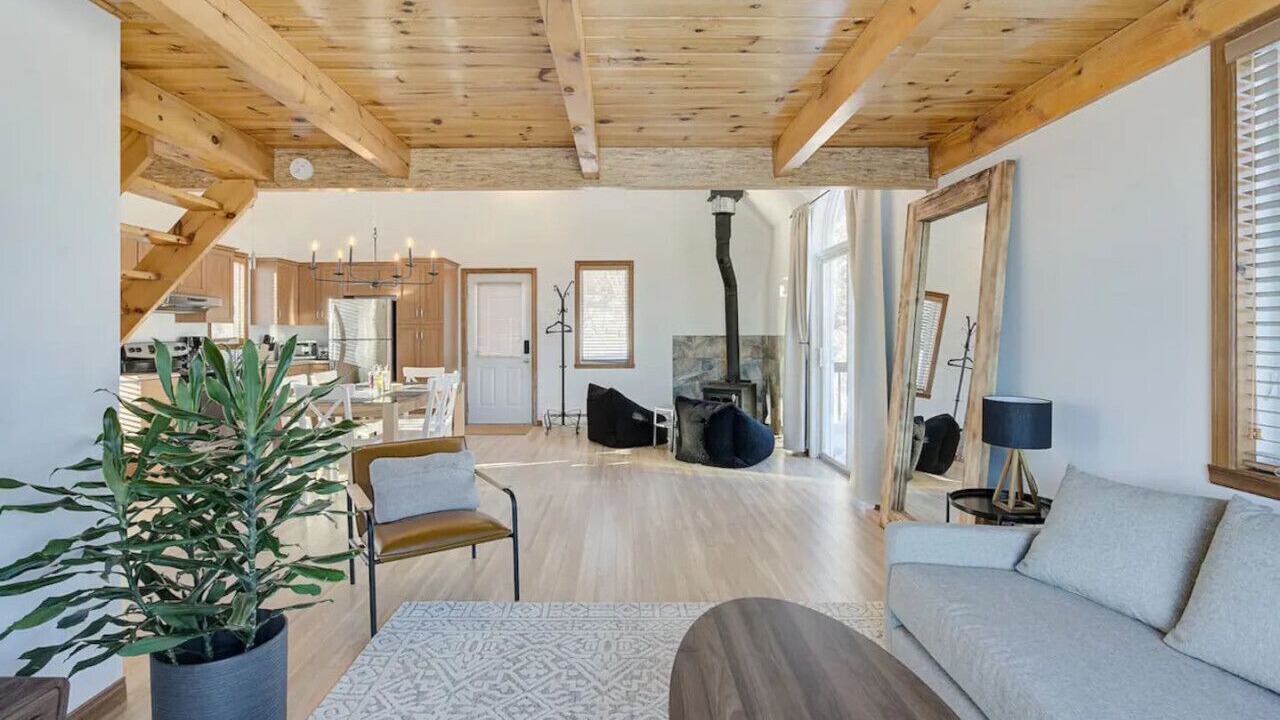 Photo of Livingroom in Baie-St-Paul