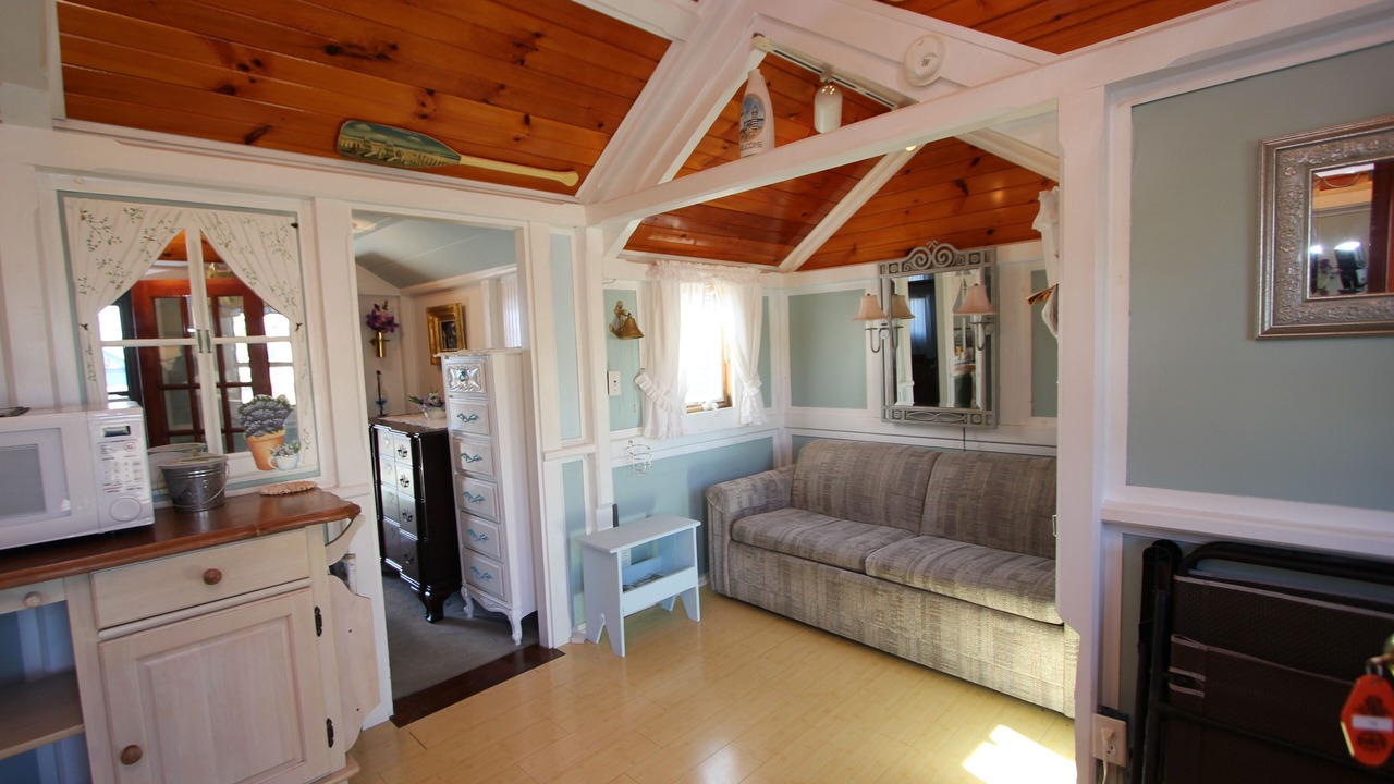 Photo of Livingroom in East Sandwich