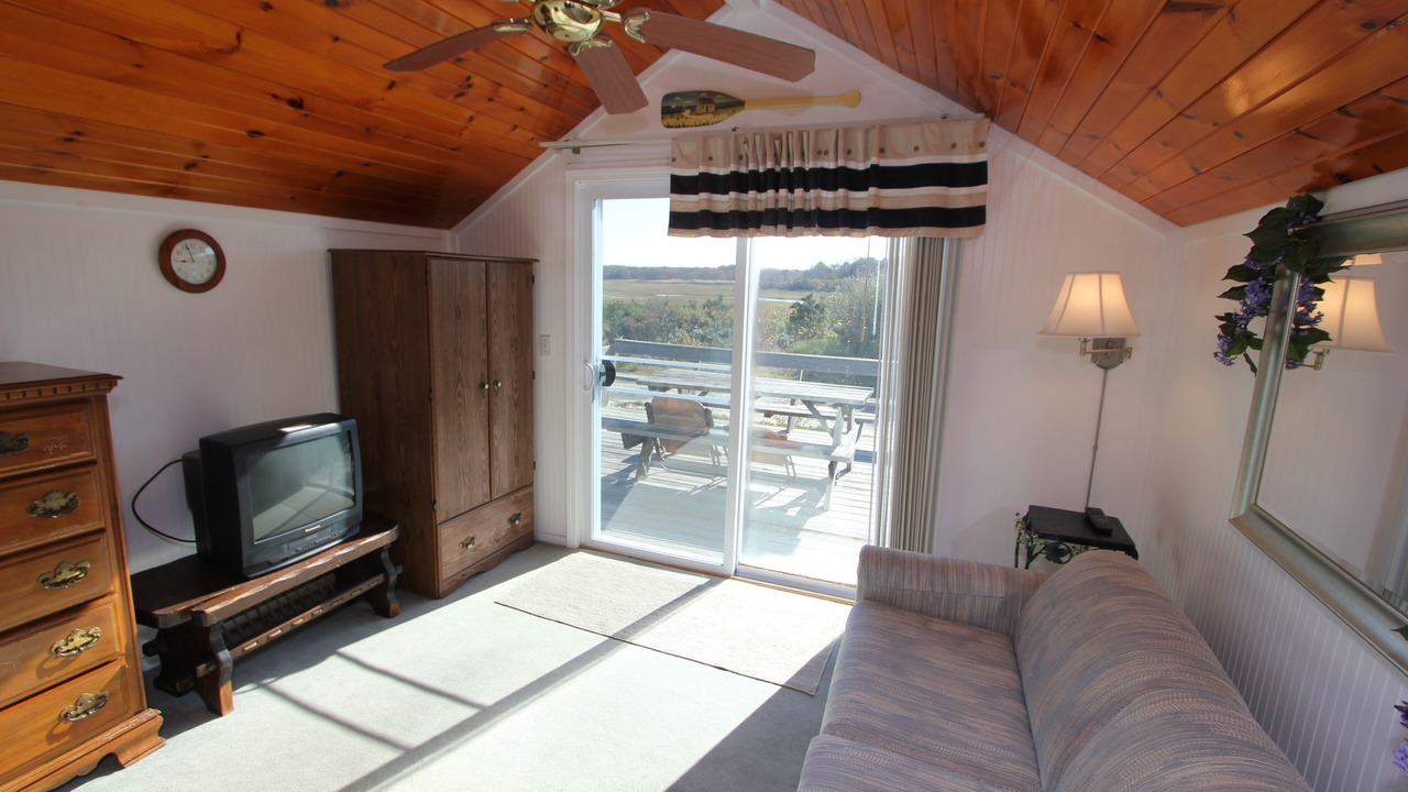 Photo of Livingroom in East Sandwich