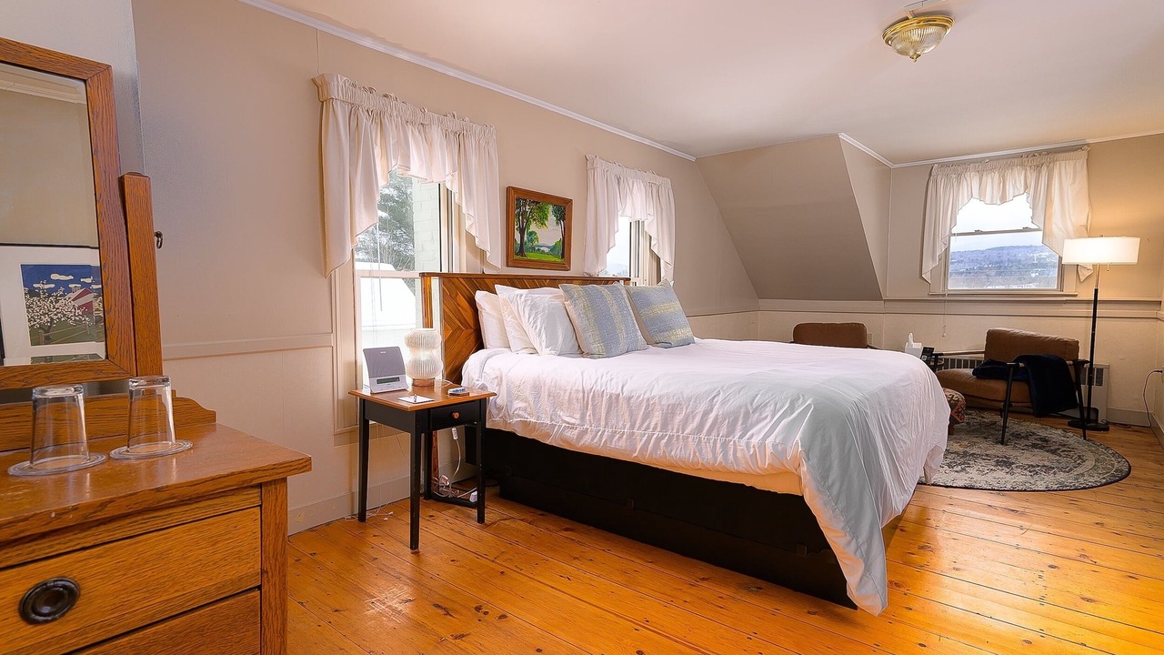 Photo of Bedroom in Stowe