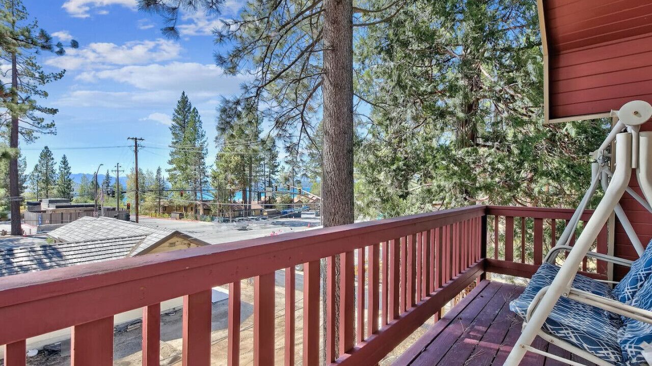 Photo of Patio Balcony in Tahoe Vista