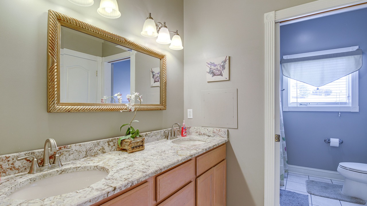 Photo of Bathroom in Tazewell