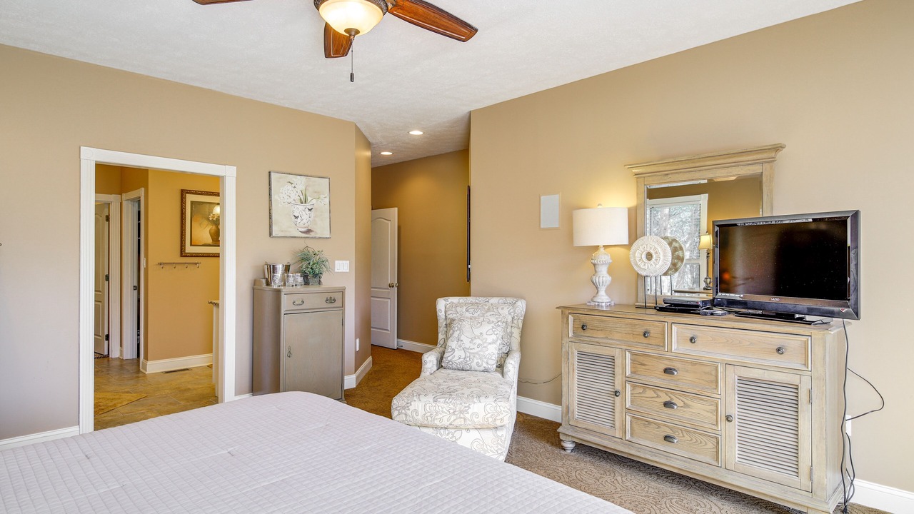 Photo of Bedroom in Tazewell