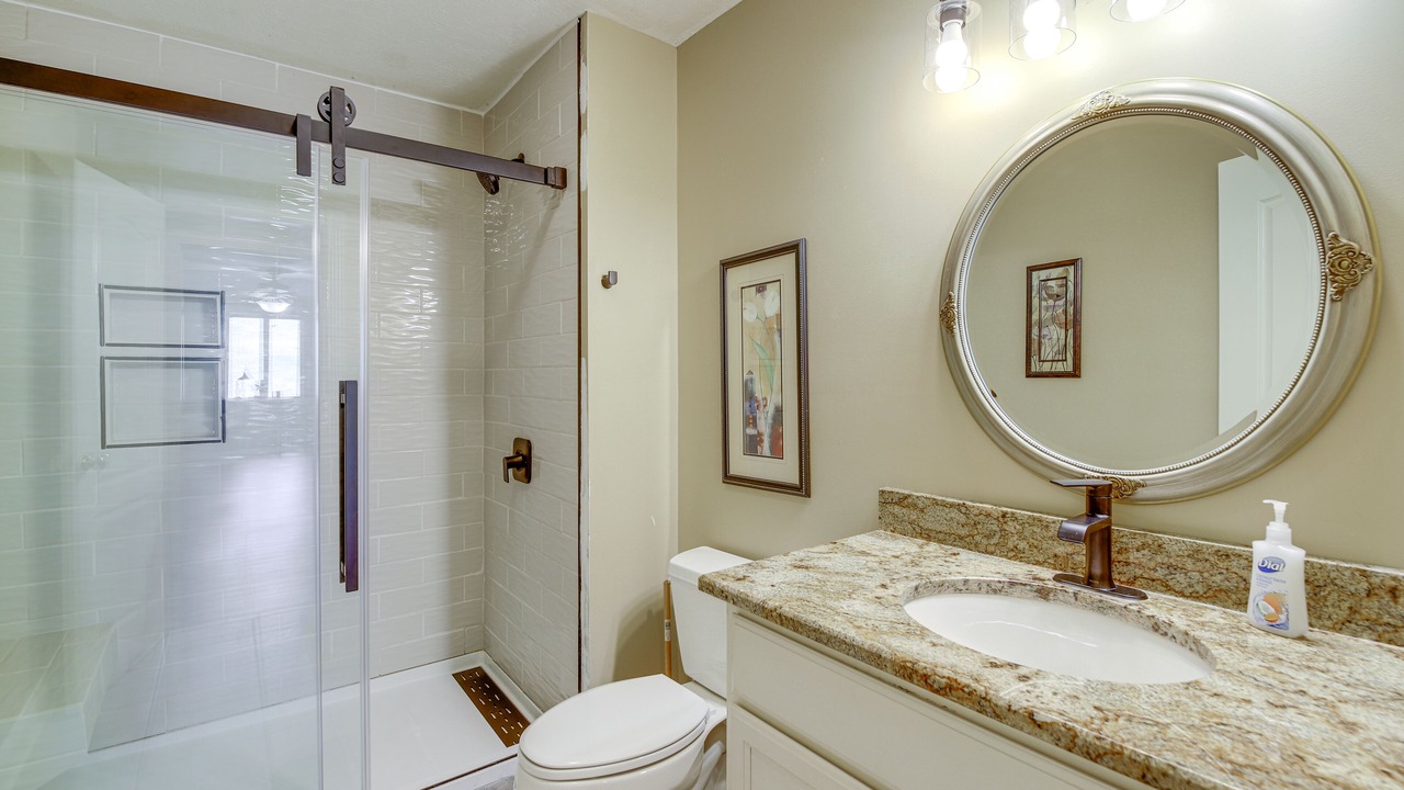 Photo of Bathroom in Tazewell