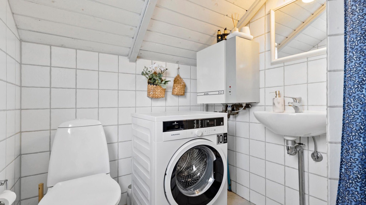 Photo of Bathroom in Elsegarde Strand