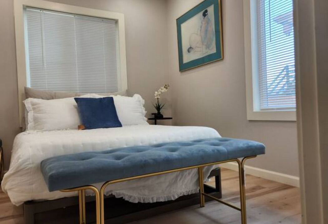 Photo of Bedroom in Upper Telegraph