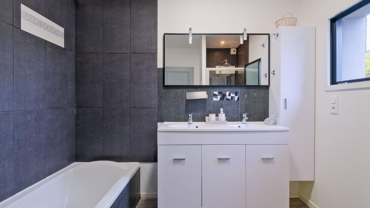 Photo of Bathroom in La Turballe