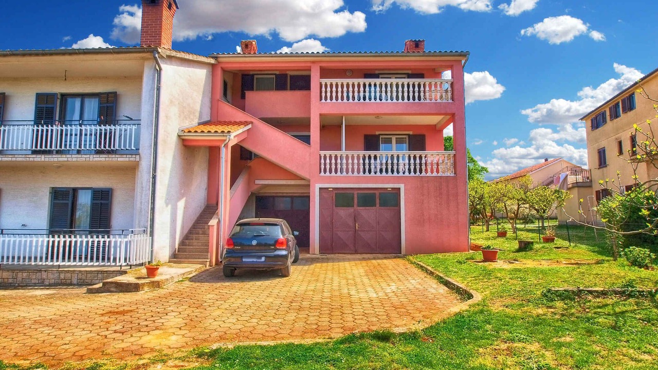 Photo of Outdoor in Flengi