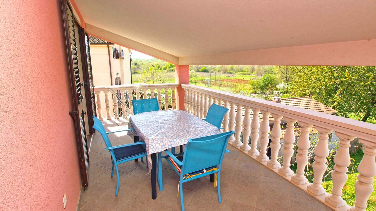 Photo of Outdoor in Flengi