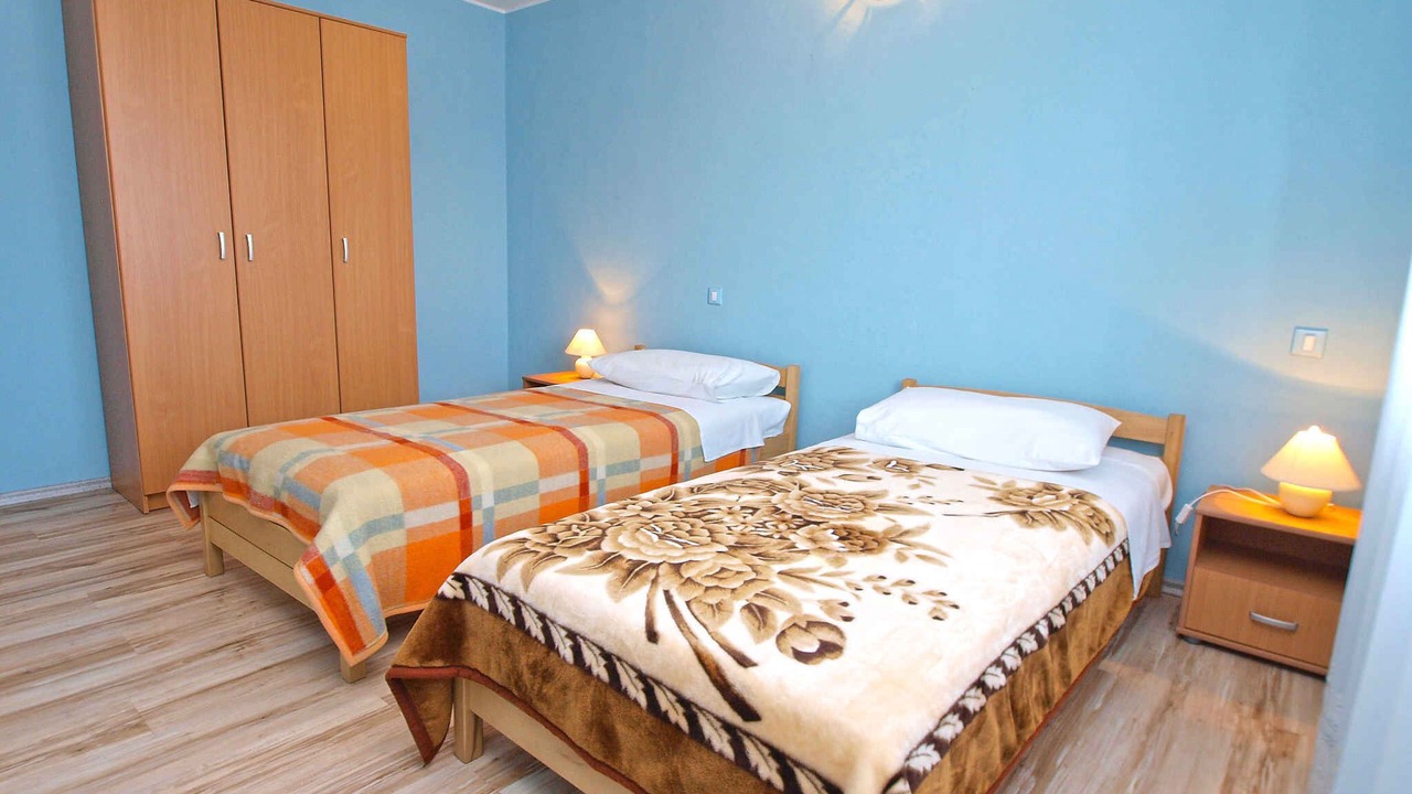 Photo of Bedroom in Flengi