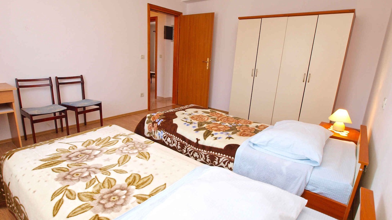 Photo of Bedroom in Flengi