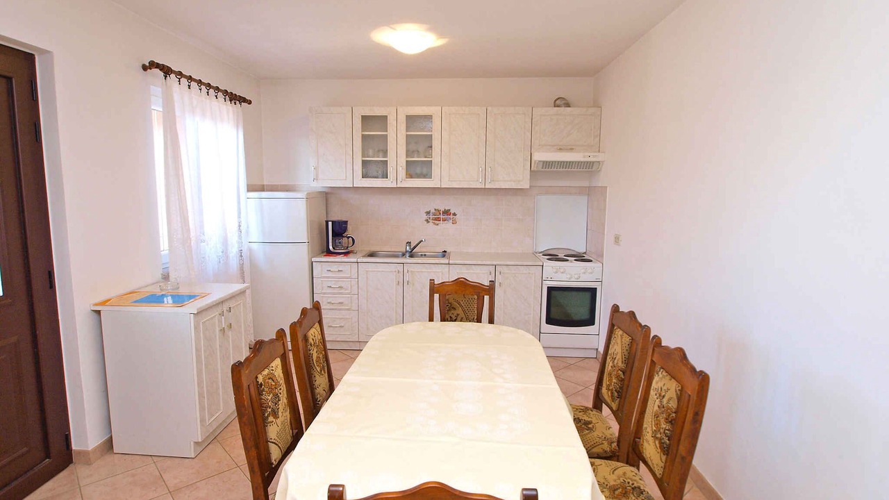Photo of Kitchen in Flengi