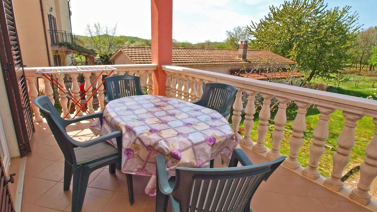 Photo of Outdoor in Flengi