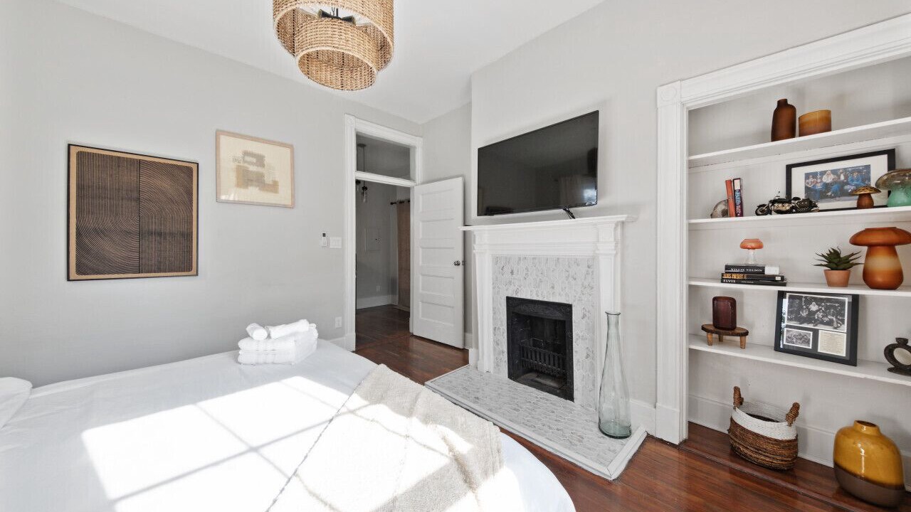 Photo of Bedroom in Macon