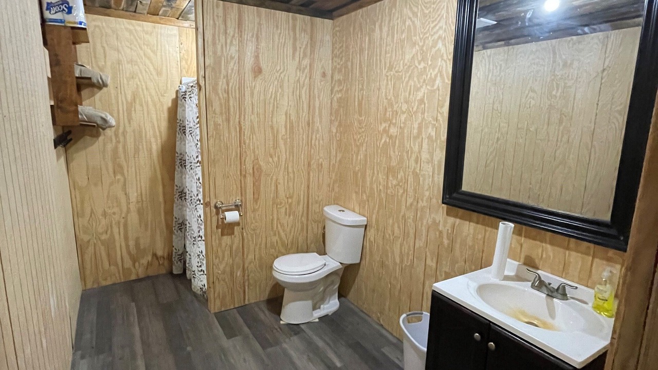 Photo of Bathroom in Izoro
