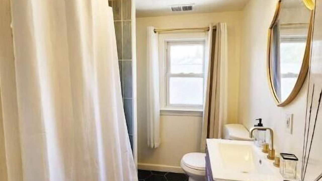Photo of Bathroom in West Orange