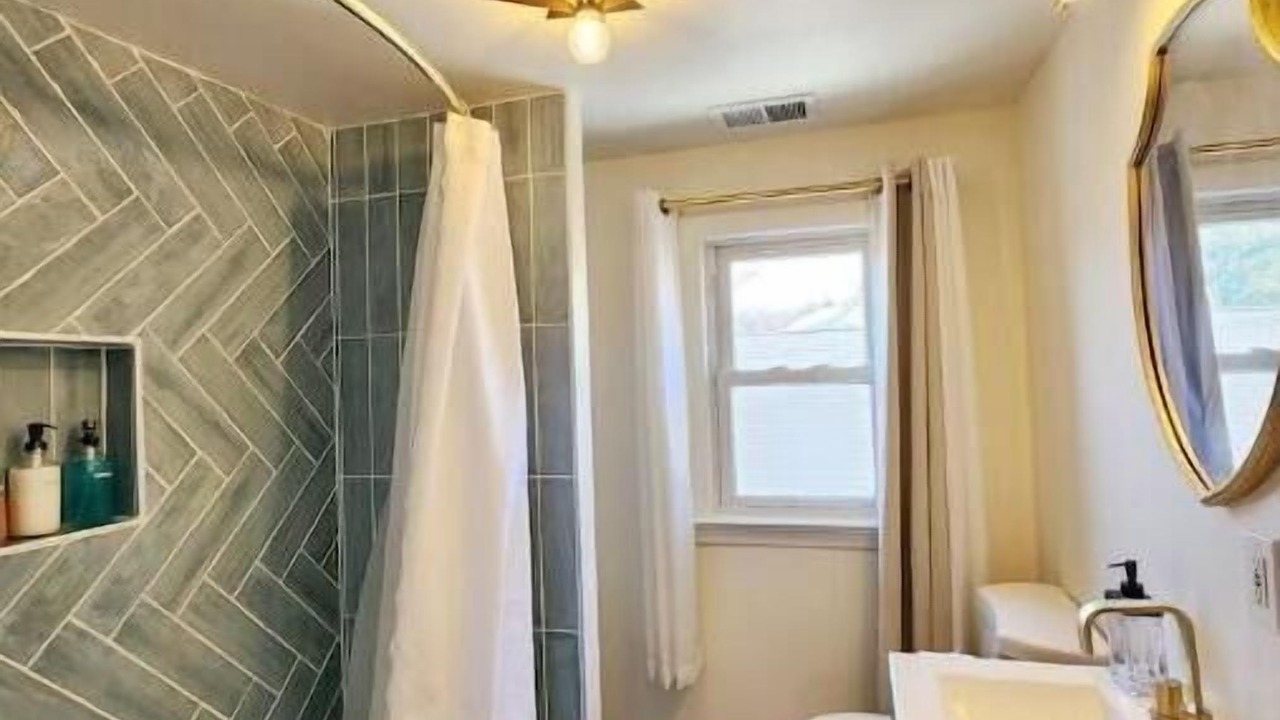 Photo of Bathroom in West Orange