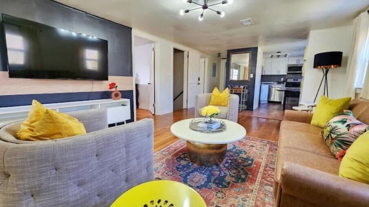 Photo of Livingroom in West Orange