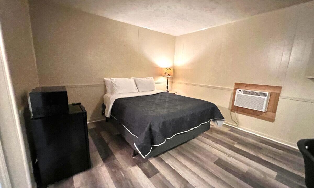 Photo of Bedroom in Harper