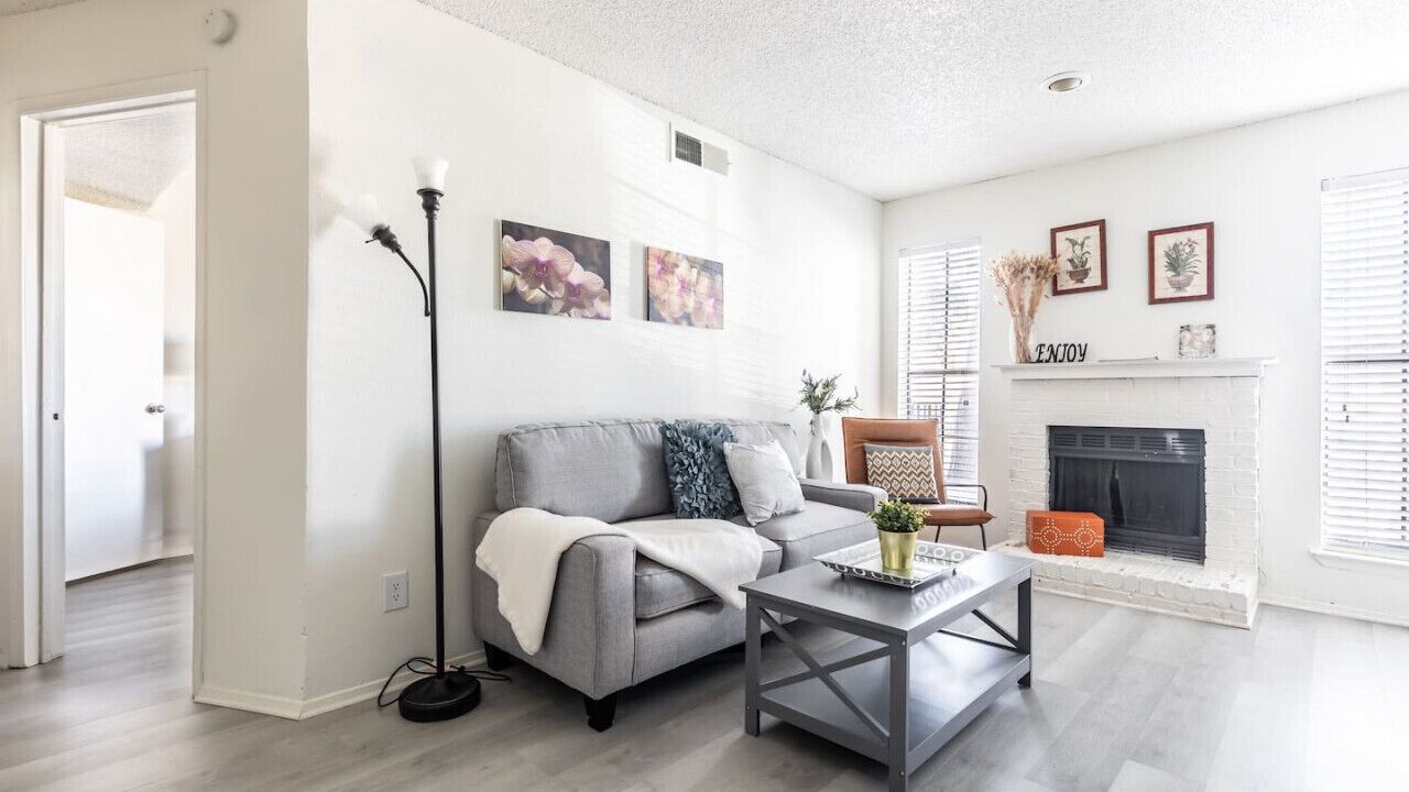 Photo of Livingroom in Park Central