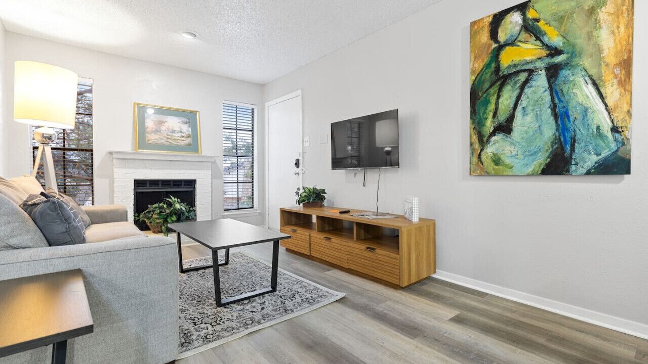 Photo of Livingroom in Park Central