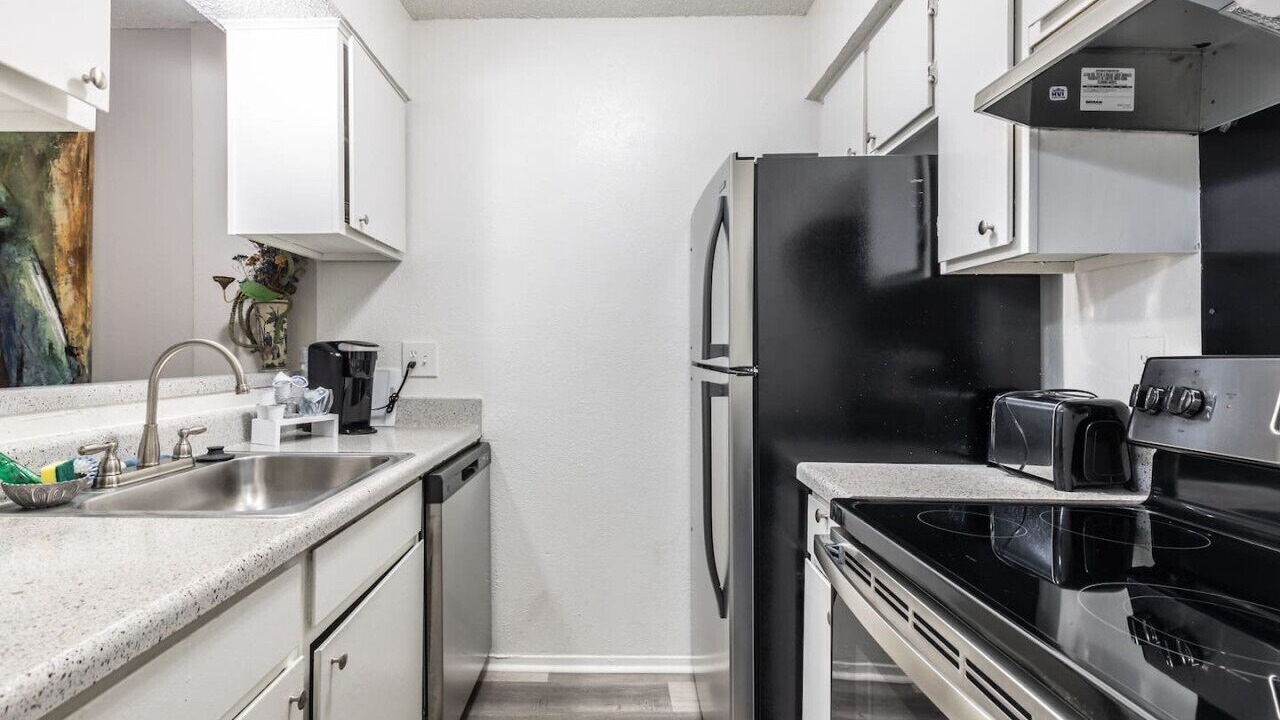 Photo of Kitchen in Park Central