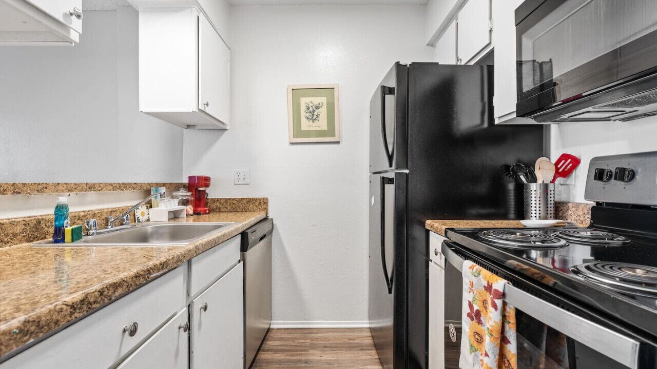 Photo of Kitchen in Park Central