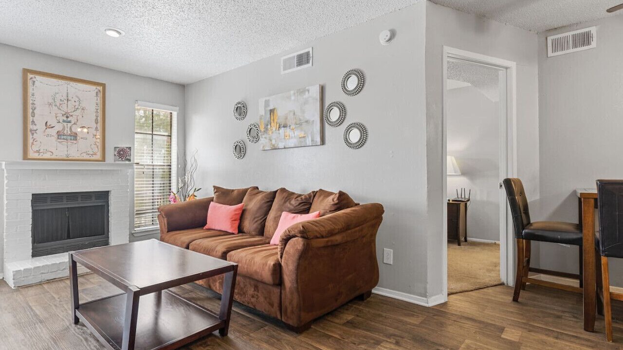 Photo of Livingroom in Park Central