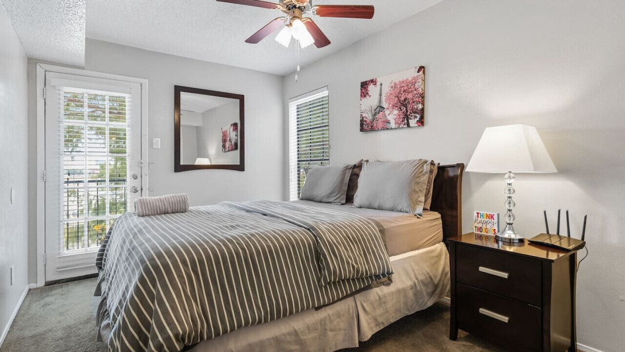 Photo of Bedroom in Park Central