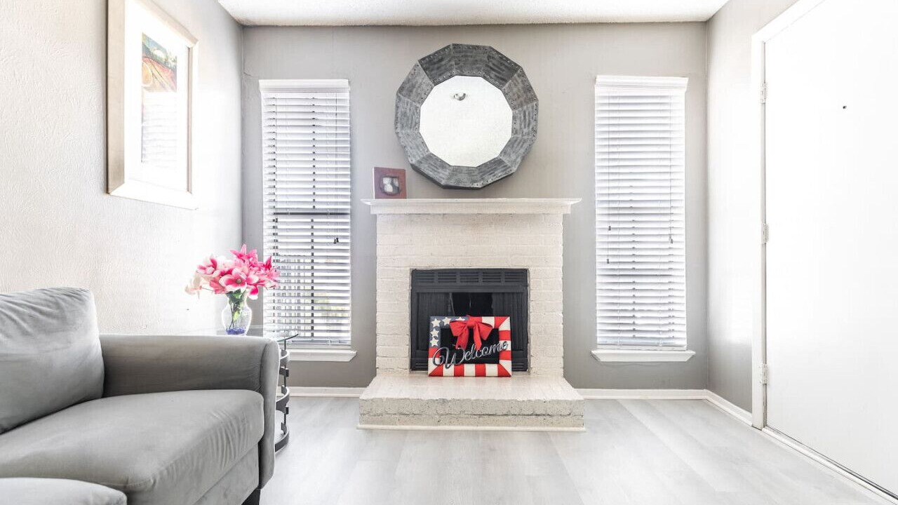 Photo of Livingroom in Park Central