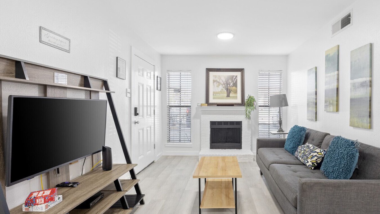 Photo of Livingroom in Park Central