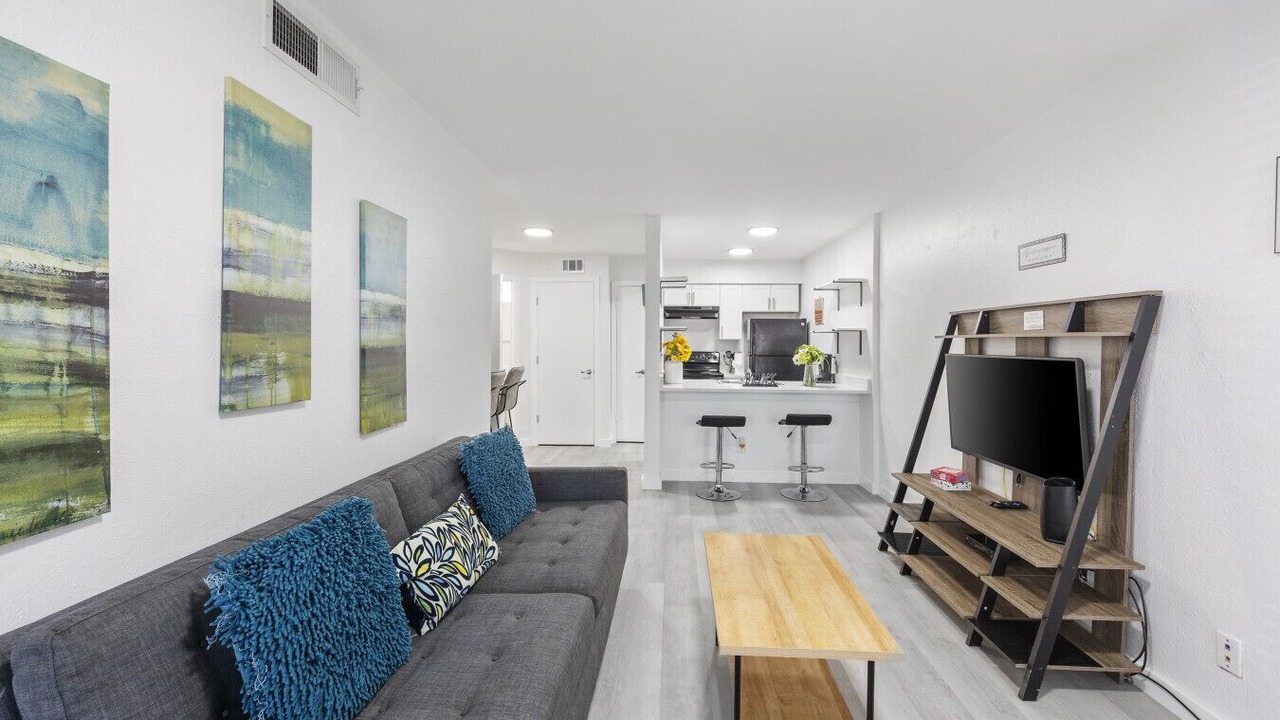Photo of Livingroom in Park Central